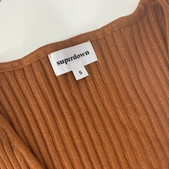 REVOLVE superdown Sierra Knit Top in Brick Brown Size S - Picture 5 of 7